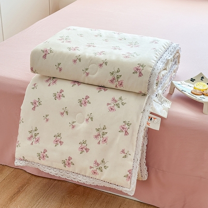 91家纺网 家纺一手货源 找家纺 （总）斯卡诺家纺 2025新款针织双层纱韩版花边夏被四件套夏季夏凉被空调被