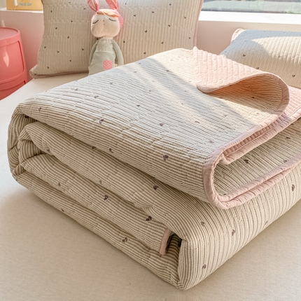 91家纺网 家纺一手货源 找家纺 （总）老帅的工厂店 2025新款a类云感双层纱7a抗菌夏被床盖四件套