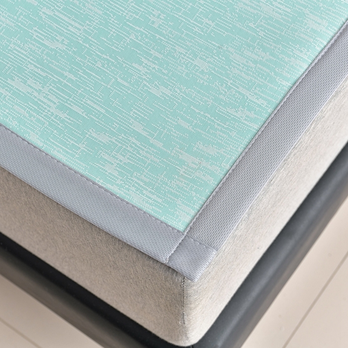 91家纺网 家纺一手货源 找家纺 芯诗曼家纺 2025新款三明治凉感丝提花冰丝席凉席 莫兰-绿床席款