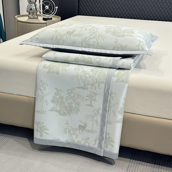 91家纺网 家纺一手货源 找家纺 曲宿家纺 2025新款高分子色织提花软凉席系列 丛林-果绿