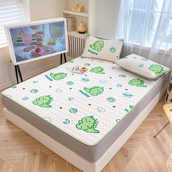 91家纺网 家纺一手货源 找家纺 布卢姆床垫 2025新款5mmA类乳胶凉席床笠套件夏被组合 可爱恐龙