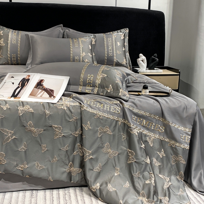 91家纺网 家纺一手货源 找家纺 子曰 2025新款金丝提花浮雕刺绣水洗真丝夏被四件套夏凉被空调被 醉蝴蝶-灰
