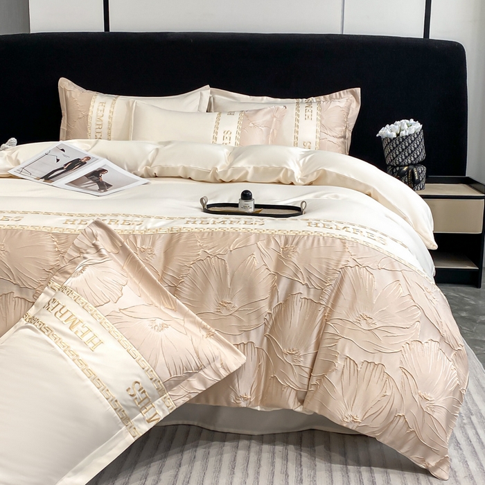 91家纺网 家纺一手货源 找家纺 子曰 2025新款金丝提花浮雕刺绣水洗真丝四件套 花语-米白