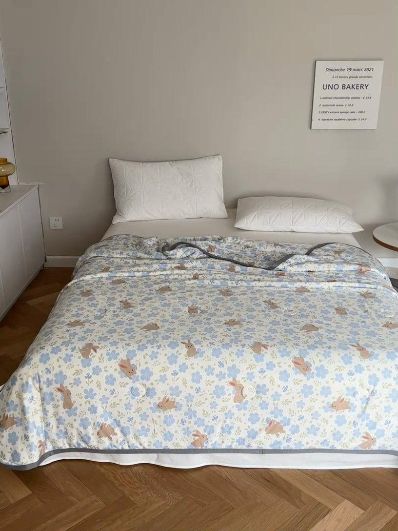 91家纺网 家纺一手货源 找家纺 觅糖家纺 2025新款软糯针织云柔大豆夏被 蓝町兔