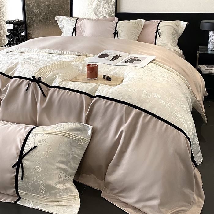 91家纺网 家纺一手货源 找家纺 优悦生活馆 2025年新款工艺款冰丝浮雕拼接四件套 璀璨之恋-香槟