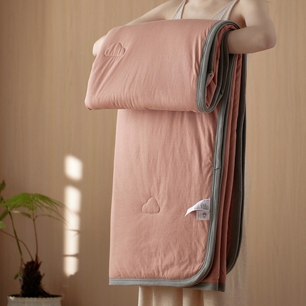 91家纺网 家纺一手货源 找家纺 （总）安莱生活 2025新款全棉纯棉云感针织棉双拼夏被夏凉被空调被