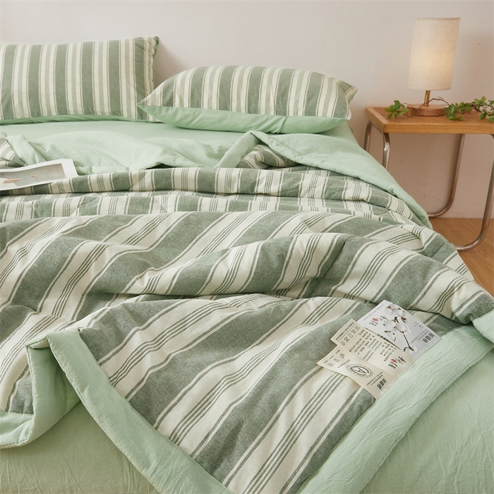 91家纺网 家纺一手货源 找家纺 2025新款A类里外全棉夏凉被100%新疆棉纯棉全棉填充无印格子款空调被原棉夏被 里外全棉-绿条格