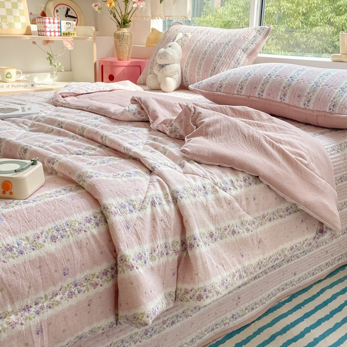 91家纺网 家纺一手货源 找家纺 老帅的工厂店 2025新款a类云感双层纱7a抗菌夏被床盖四件套 赫本