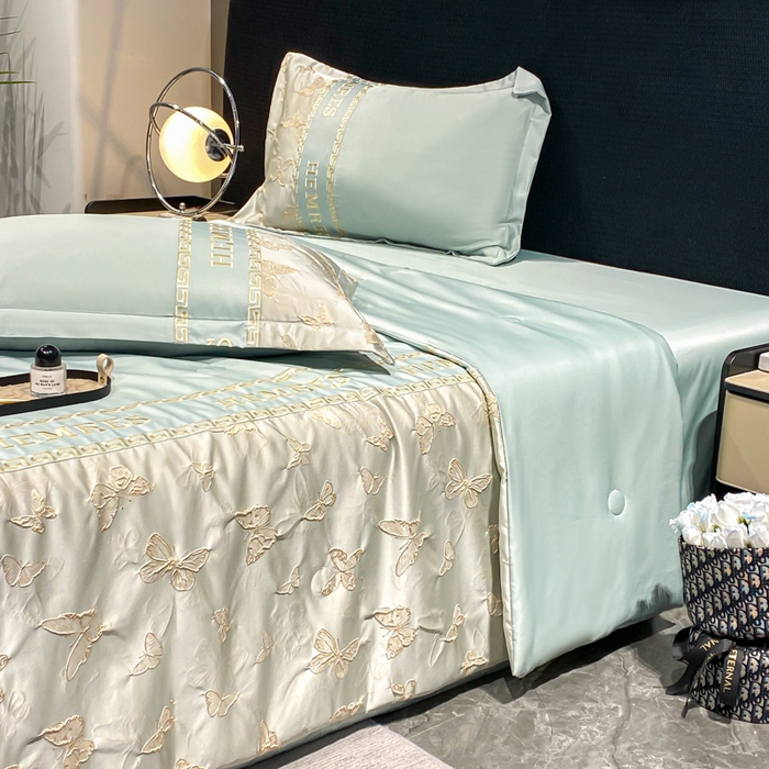 91家纺网 家纺一手货源 找家纺 子曰 2025新款金丝提花浮雕刺绣水洗真丝夏被四件套夏凉被空调被 醉蝴蝶-绿