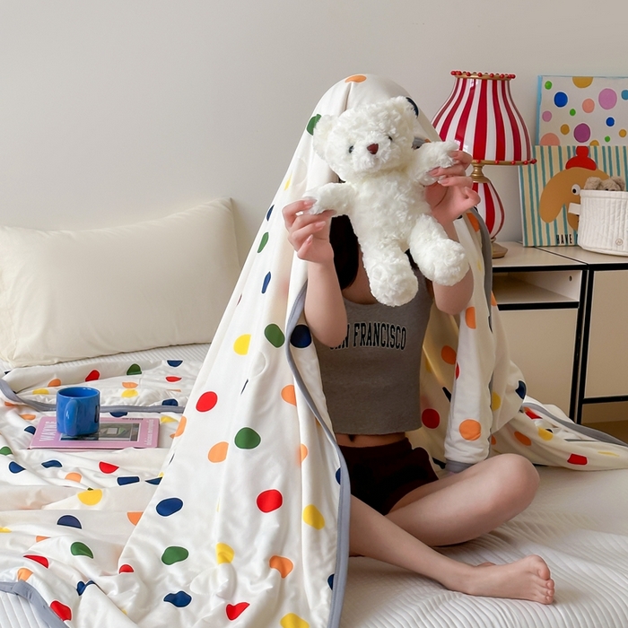 91家纺网 家纺一手货源 找家纺 觅糖家纺 2025新款软糯针织云柔大豆夏被 彩色波点