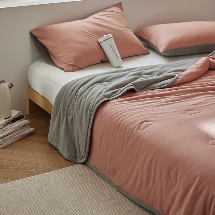 91家纺网 家纺一手货源 找家纺 安莱生活 2025新款全棉纯棉云感针织棉双拼夏被夏凉被空调被 黛莎双拼