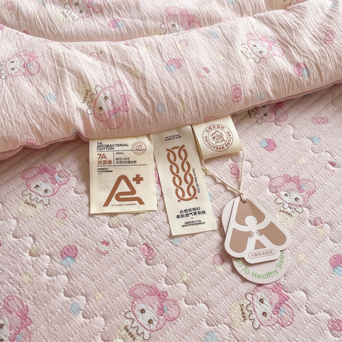 91家纺网 家纺一手货源 找家纺 老帅的工厂店 2025新款a类云感双层纱7a抗菌夏被床盖四件套 甜心兔