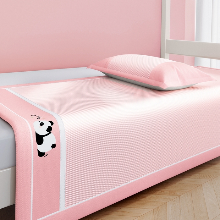 91家纺网 家纺一手货源 找家纺 川悦生活 2025新款纯色凉感冰丝席-小床 眠眠熊猫-银粉