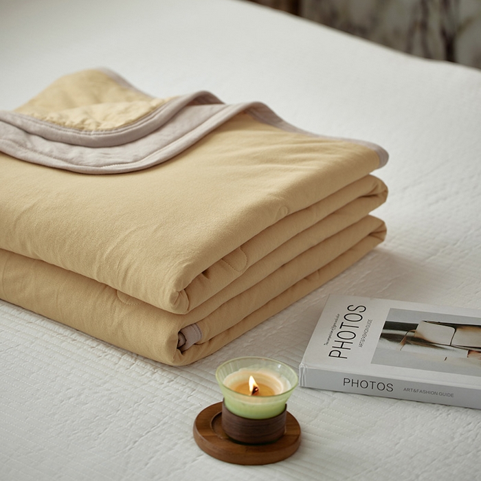 91家纺网 家纺一手货源 找家纺 安莱生活 2025新款全棉纯棉云感针织棉双拼夏被夏凉被空调被 奶卡双拼