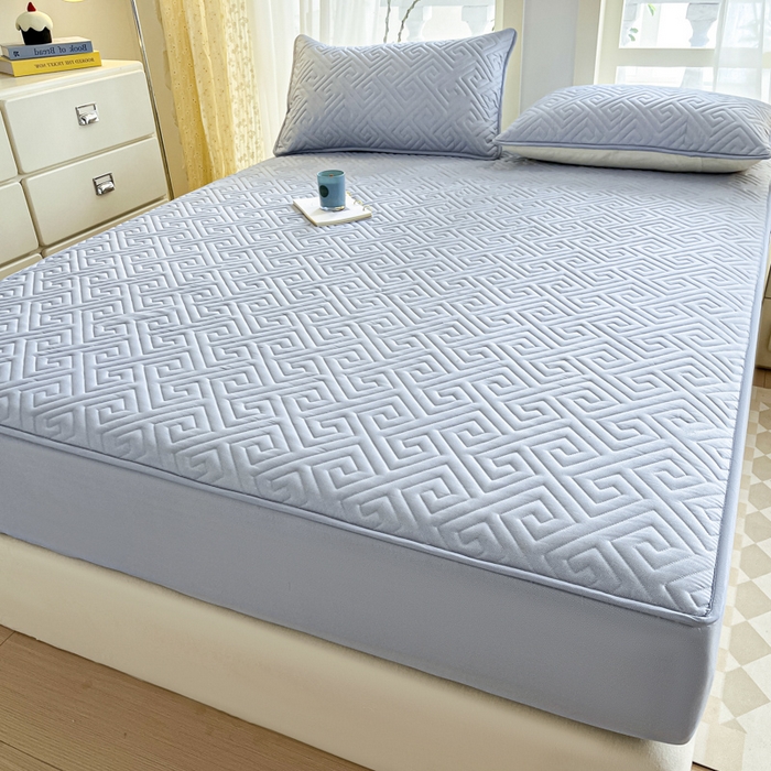 91家纺网 家纺一手货源 找家纺 卡伦家纺 2025新款水洗磨毛夹棉床笠系列 回形格-浅灰