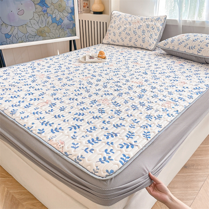 91家纺网 家纺一手货源 找家纺 布卢姆床垫 2025新款5mmA类乳胶凉席床笠套件夏被组合 芊芊玉兔