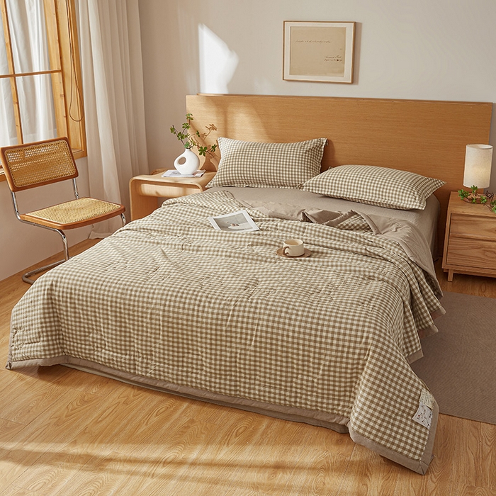 91家纺网 家纺一手货源 找家纺 西域种棉人·千百笠 2025新款A类100%新疆棉花夏凉被纯棉全棉填充原棉空调被手工宽边水洗棉夏被 咖小格