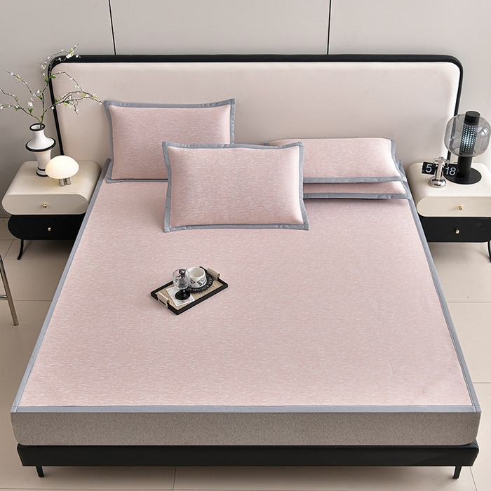 91家纺网 家纺一手货源 找家纺 芯诗曼家纺 2025新款三明治凉感丝提花冰丝席凉席 莫兰-粉床席款