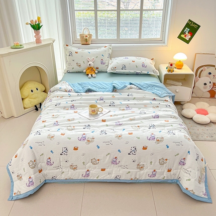 91家纺网 家纺一手货源 找家纺 西域种棉人·千百笠 2025新款A类新疆棉花夏凉被加宽包边水洗棉卡通印花吸湿透气棉花夏被空调被 凌香 许愿猫