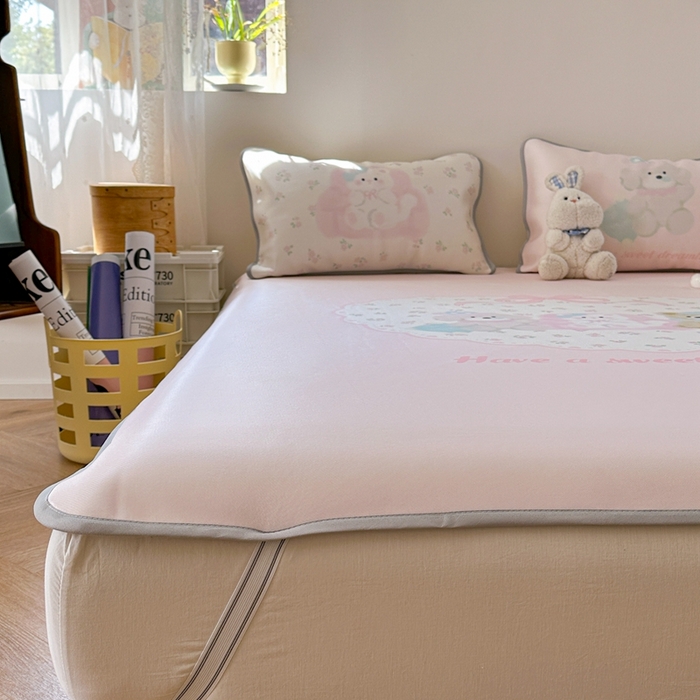 91家纺网 家纺一手货源 找家纺 美乐迪家纺 2025新款碳光凉感冰丝席 碎花汪