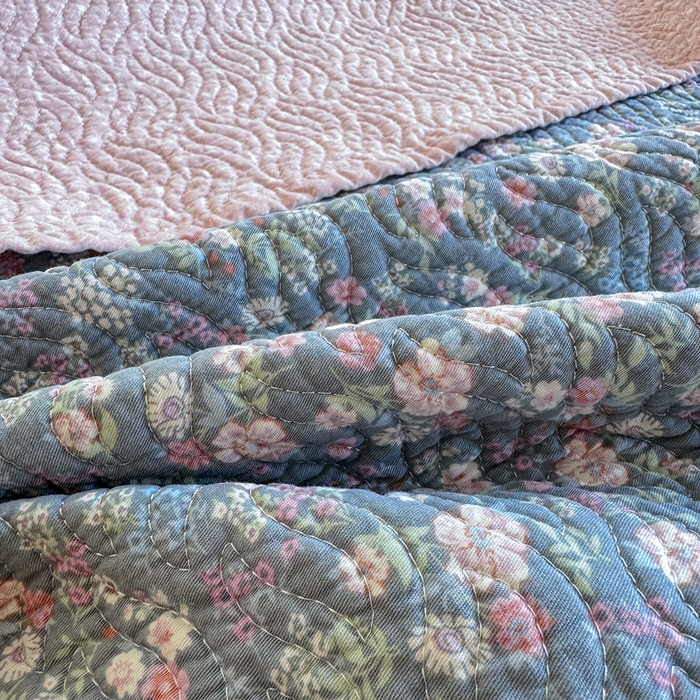 91家纺网 家纺一手货源 找家纺 宜梦家居【需要买家秀请联系老板】 2025新款双面纯棉夹层新疆棉花高温砂洗全棉床盖 银杉之梦