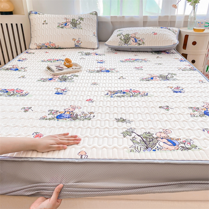 91家纺网 家纺一手货源 找家纺 布卢姆床垫 2025新款5mmA类乳胶凉席床笠套件夏被组合 兔子先生