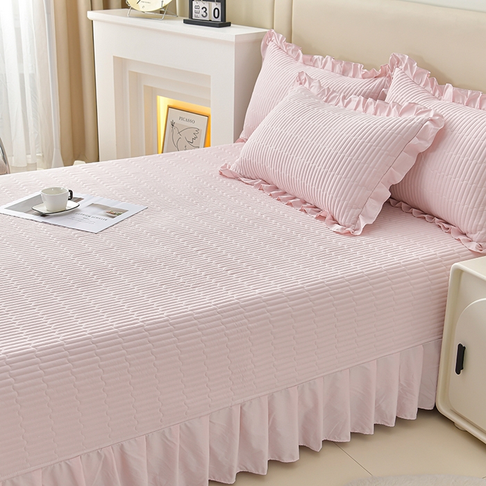 91家纺网 家纺一手货源 找家纺 星窝家纺 2025新款水洗棉花边床裙式多功能床盖三件套 经典粉色