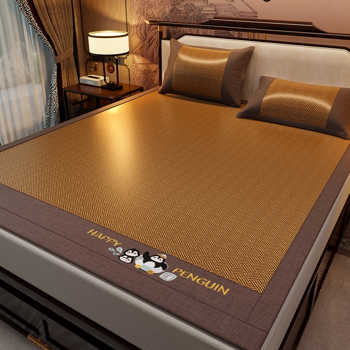 91家纺网 家纺一手货源 找家纺 绒艺席业 2025新款艾草藤席冰丝双面席席子凉席 游泳小企鹅-编织纹