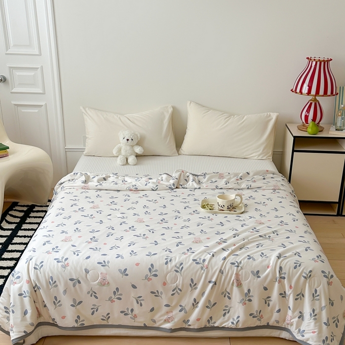 91家纺网 家纺一手货源 找家纺 觅糖家纺 2025新款软糯针织云柔大豆夏被 乖乖熊