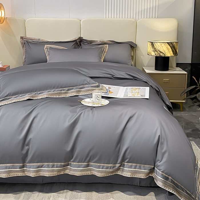 91家纺网 家纺一手货源 找家纺 瑞驰家纺 2025新款长绒棉纯棉绣花四件套--千寻系列 千寻-绅士灰