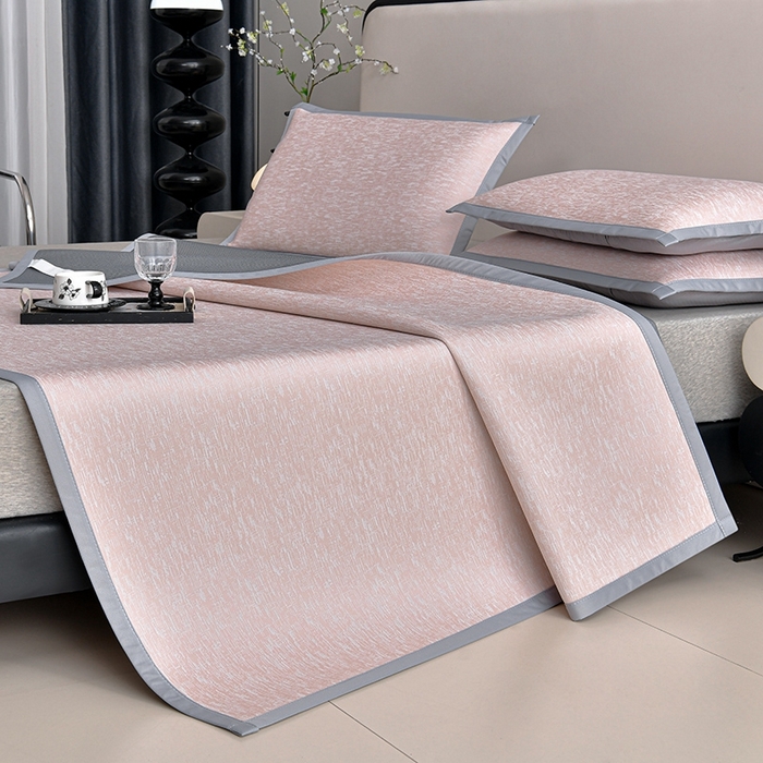 91家纺网 家纺一手货源 找家纺 芯诗曼家纺 2025新款三明治凉感丝提花冰丝席凉席 莫兰-粉床席款