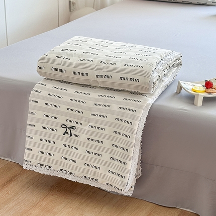 91家纺网 家纺一手货源 找家纺 （总）斯卡诺家纺 2025新款针织双层纱韩版花边夏被四件套夏季夏凉被空调被