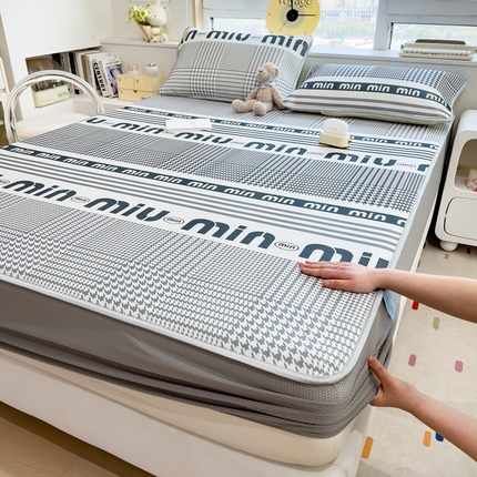 91家纺网 家纺一手货源 找家纺 （总）斯尔顿 2025新款炭光冰丝凉席-床笠款