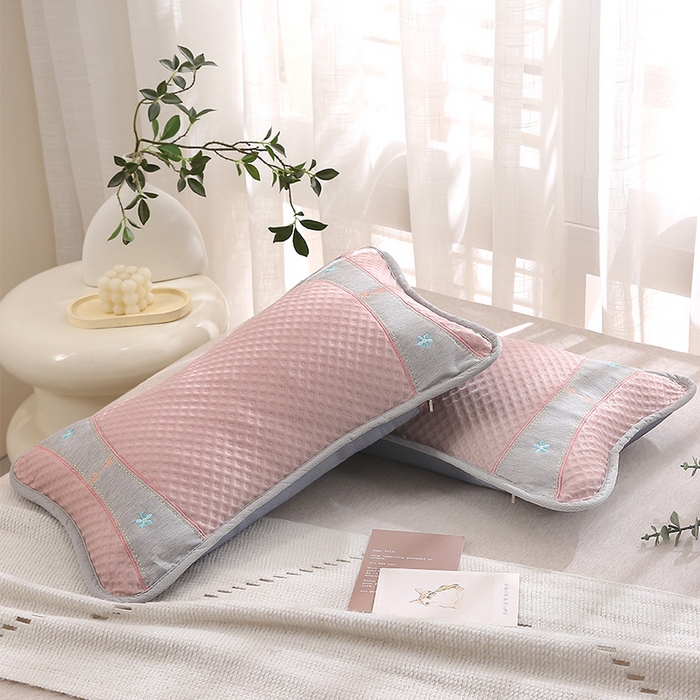 91家纺网 家纺一手货源 找家纺 纽乐家纺 2025夏季夏凉茶香枕头冰丝凉感华夫格凉豆豆茶叶茉莉花枕头枕芯 冰丝华夫格茶香枕-粉色 35x55cm/只