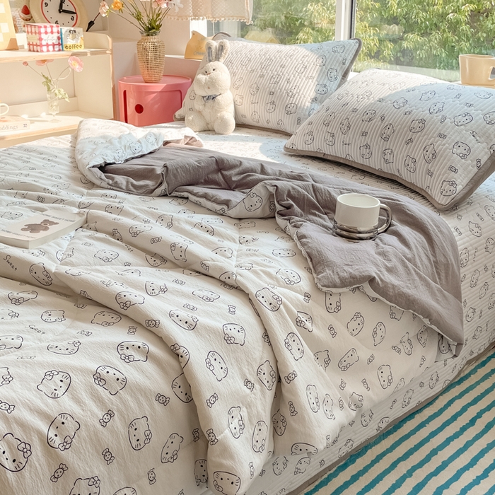 91家纺网 家纺一手货源 找家纺 老帅的工厂店 2025新款a类云感双层纱7a抗菌夏被床盖四件套 猫咪