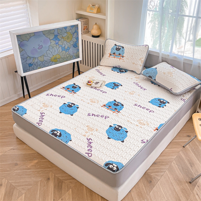 91家纺网 家纺一手货源 找家纺 布卢姆床垫 2025新款5mmA类乳胶凉席床笠套件夏被组合 小羊肖恩