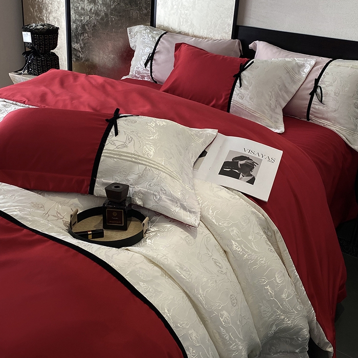 91家纺网 家纺一手货源 找家纺 优悦生活馆 2025年新款工艺款冰丝浮雕拼接四件套 璀璨之恋-红