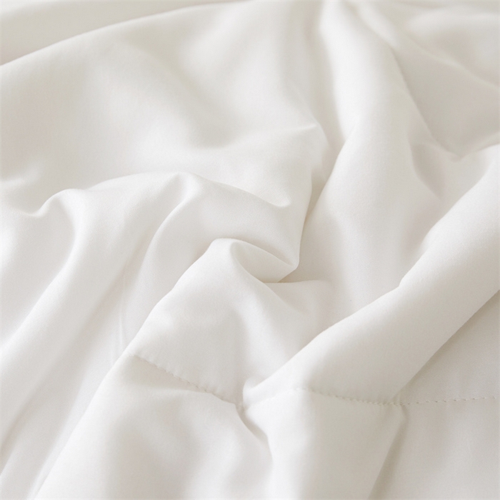 91家纺网 家纺一手货源 找家纺 西域种棉人·千百笠 2025新款A类100%新疆棉花夏凉被纯棉全棉填充毛巾绣绣花纯色双拼原棉空调被夏被 千寻瓷白