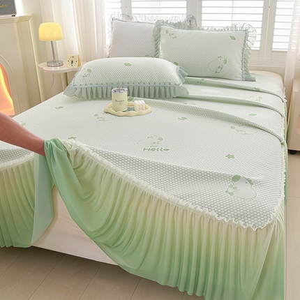 91家纺网 家纺一手货源 找家纺 （总）梦之星  2025新款凉豆豆凉席渐变床裙款三件套