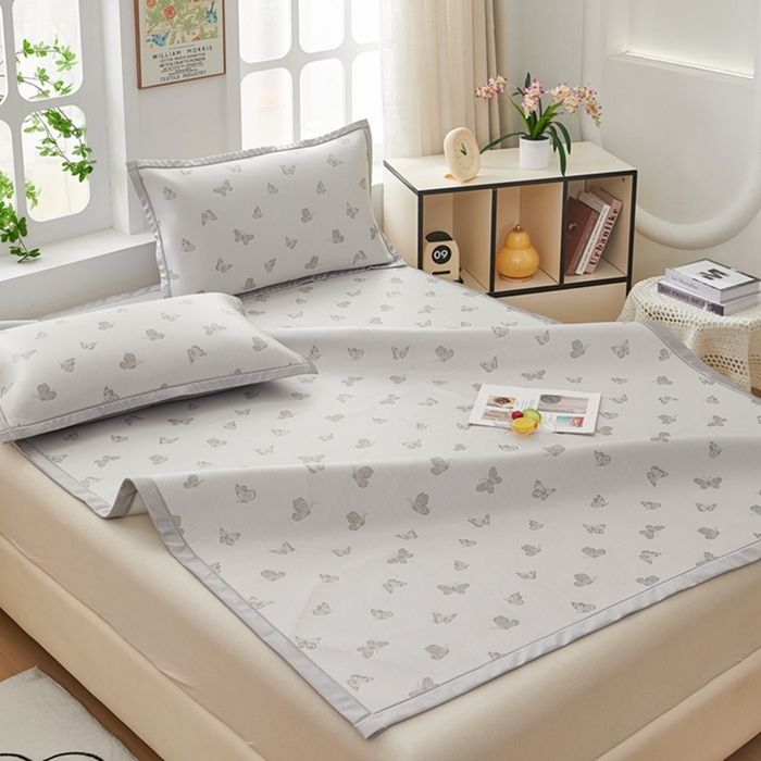 91家纺网 家纺一手货源 找家纺 曲宿家纺 2025新款高分子色织提花软凉席系列 蝴蝶-灰