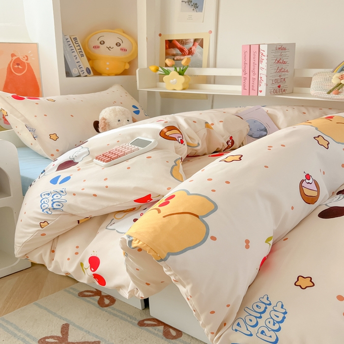 91家纺网 家纺一手货源 找家纺 悦织湾家纺 2025新款印花学生宿舍亲肤芦荟棉三件套单双人四件套轻奢印花磨毛床上用品 蛋糕熊