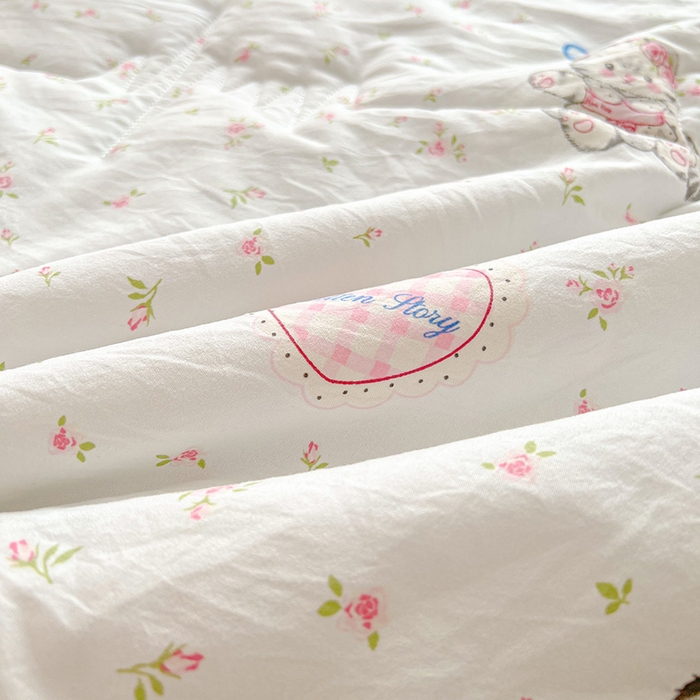 91家纺网 家纺一手货源 找家纺 西域种棉人·千百笠 2025新款A类新疆棉花夏凉被加宽包边水洗棉卡通印花吸湿透气棉花夏被空调被 凌香 招财猫