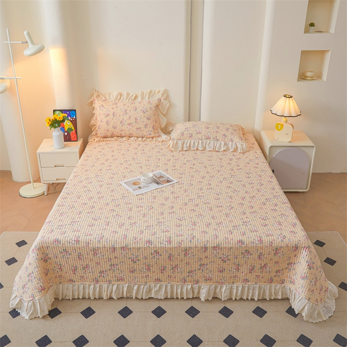 91家纺网 家纺一手货源 找家纺 恒爱家纺2025新款全棉纯棉韩版花边床盖 花开满天