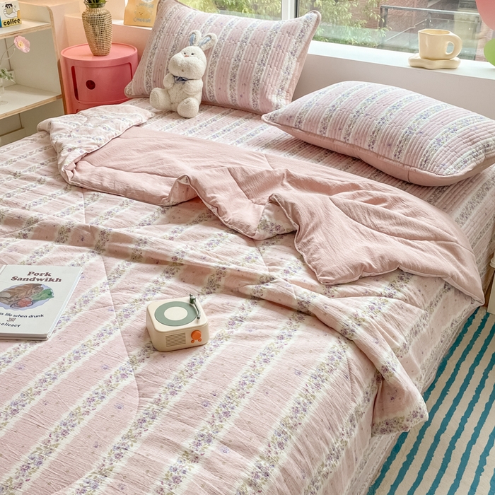 91家纺网 家纺一手货源 找家纺 老帅的工厂店 2025新款a类云感双层纱7a抗菌夏被床盖四件套 赫本