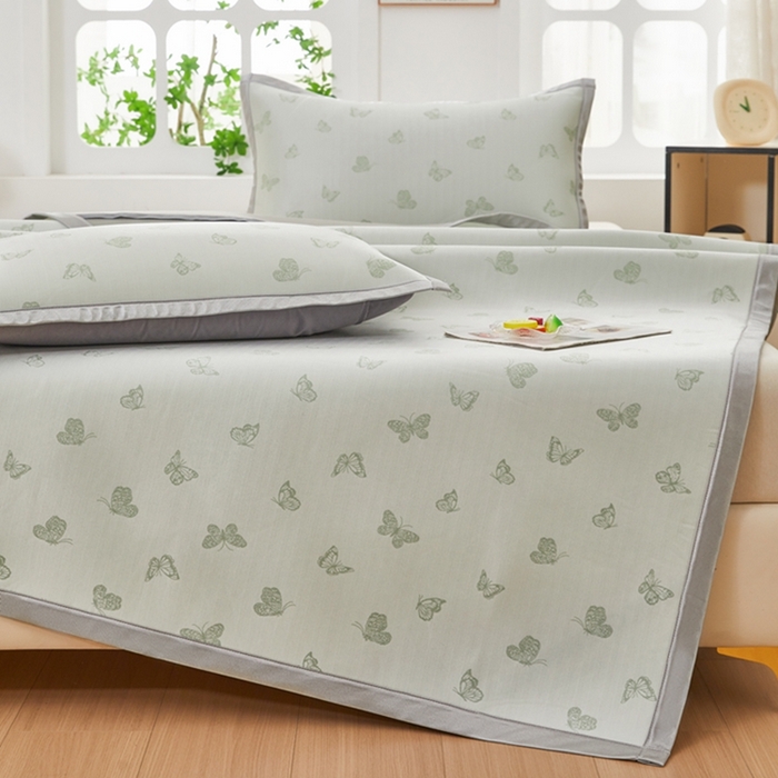 91家纺网 家纺一手货源 找家纺 曲宿家纺 2025新款高分子色织提花软凉席系列 蝴蝶-果绿