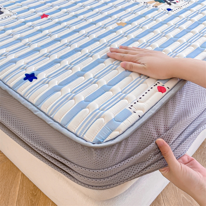 91家纺网 家纺一手货源 找家纺 布卢姆床垫 2025新款5mmA类乳胶凉席床笠套件夏被组合 条纹象