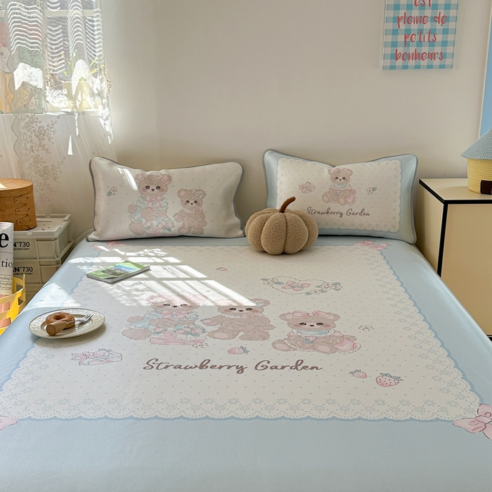 91家纺网 家纺一手货源 找家纺 美乐迪家纺 2025新款碳光凉感冰丝席 三只熊