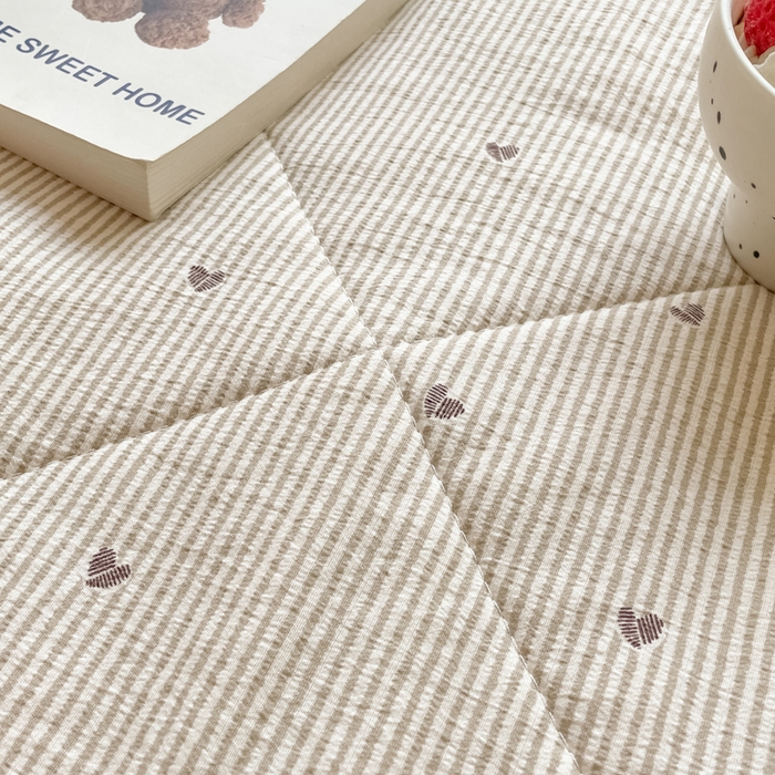 91家纺网 家纺一手货源 找家纺 老帅的工厂店 2025新款a类云感双层纱7a抗菌夏被床盖四件套 爱你