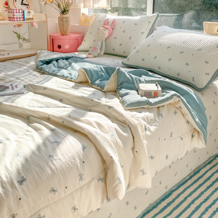 91家纺网 家纺一手货源 找家纺 老帅的工厂店 2025新款a类云感双层纱7a抗菌夏被床盖四件套 倾结