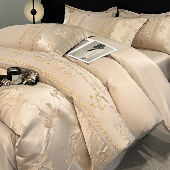 91家纺网 家纺一手货源 找家纺 米彩家纺 2025新款A类水洗真丝金丝浮雕提花绣花四件套 情结-香槟